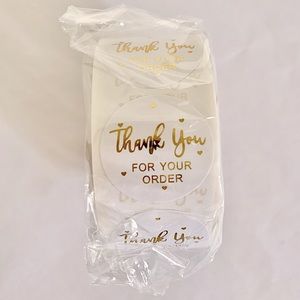 💛 NWT Roll of 500 1-inch Thank You stickers with gold lettering and hearts